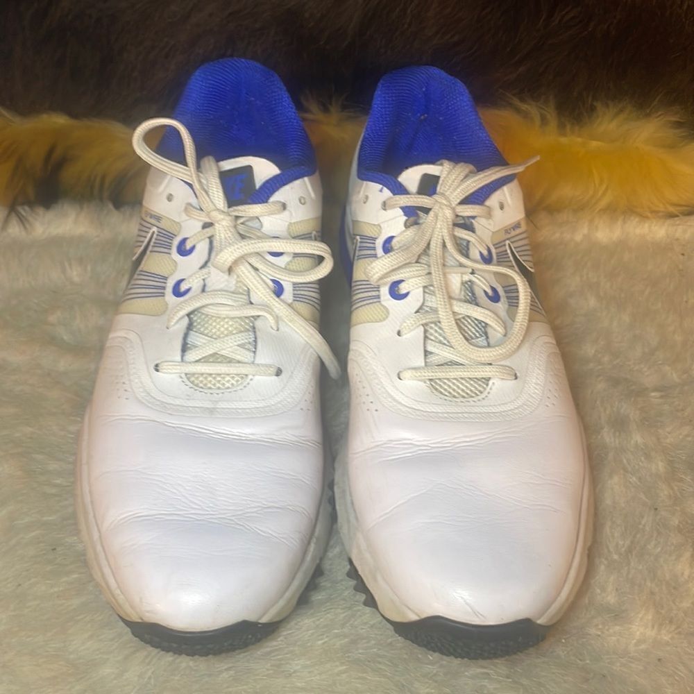 Nike Flywire shoes 9.5 (6017)